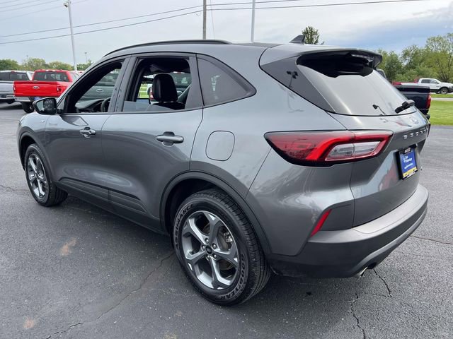 Certified 2025 Ford Escape ST-Line AWD/4WD image 5