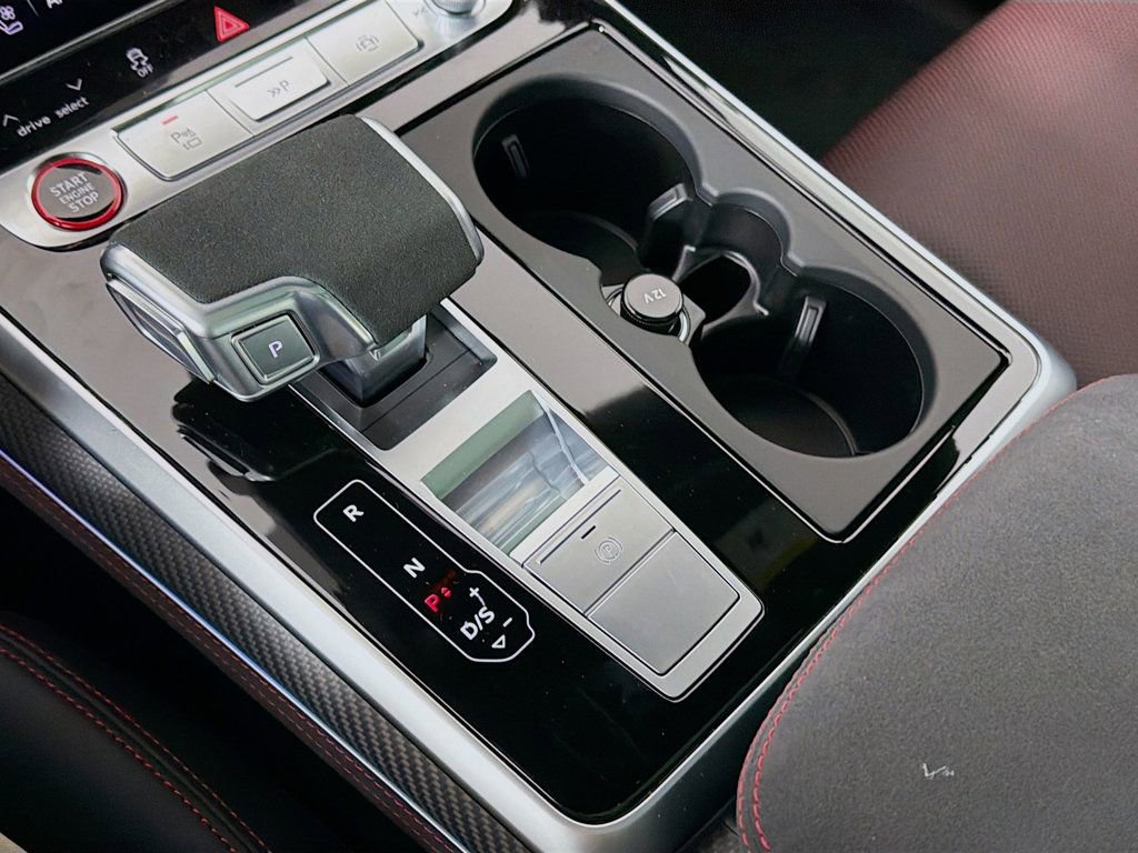 New 2026 Audi RS Q8 performance image 18