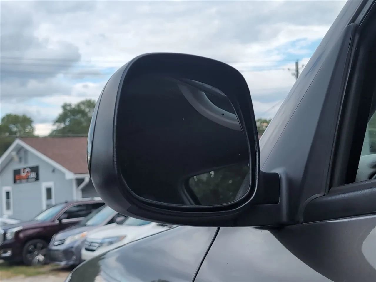 Used 2006 Toyota Sequoia SR5 RWD image 22