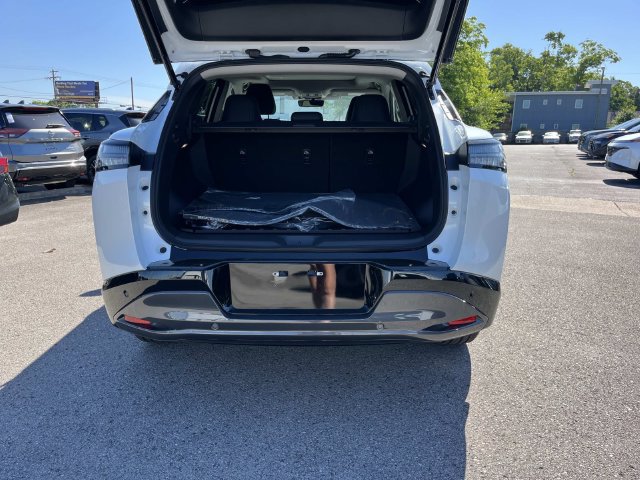 New 2026 Nissan Murano Platinum w/ Cargo Package AWD/4WD image 12
