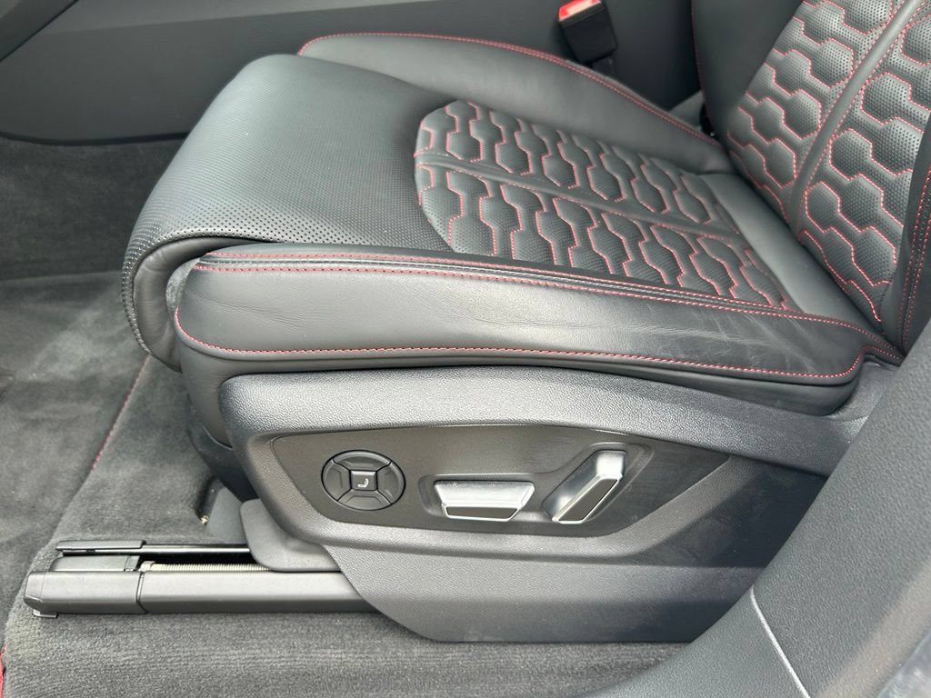 Used 2024 Audi RS Q8 AWD/4WD image 50