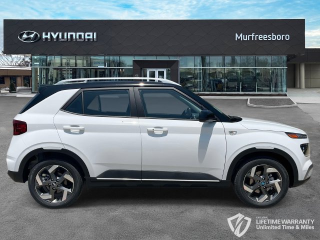 New 2026 Hyundai Venue SEL FWD image 4