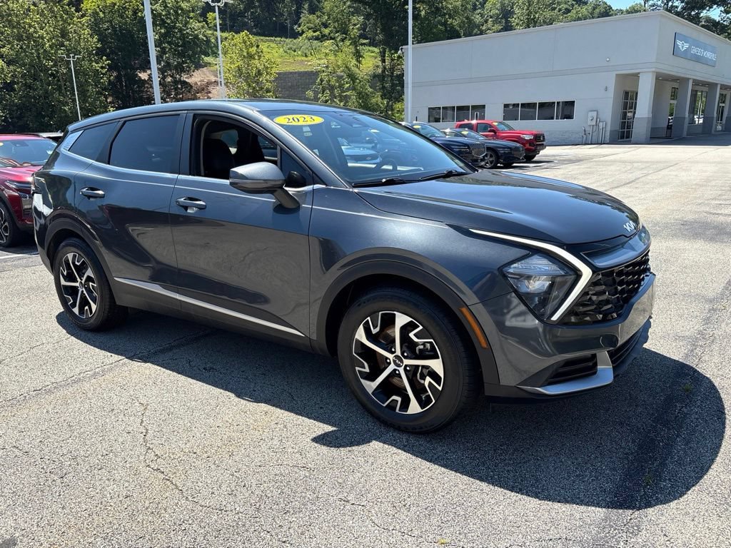 Used 2023 Kia Sportage EX FWD image 7