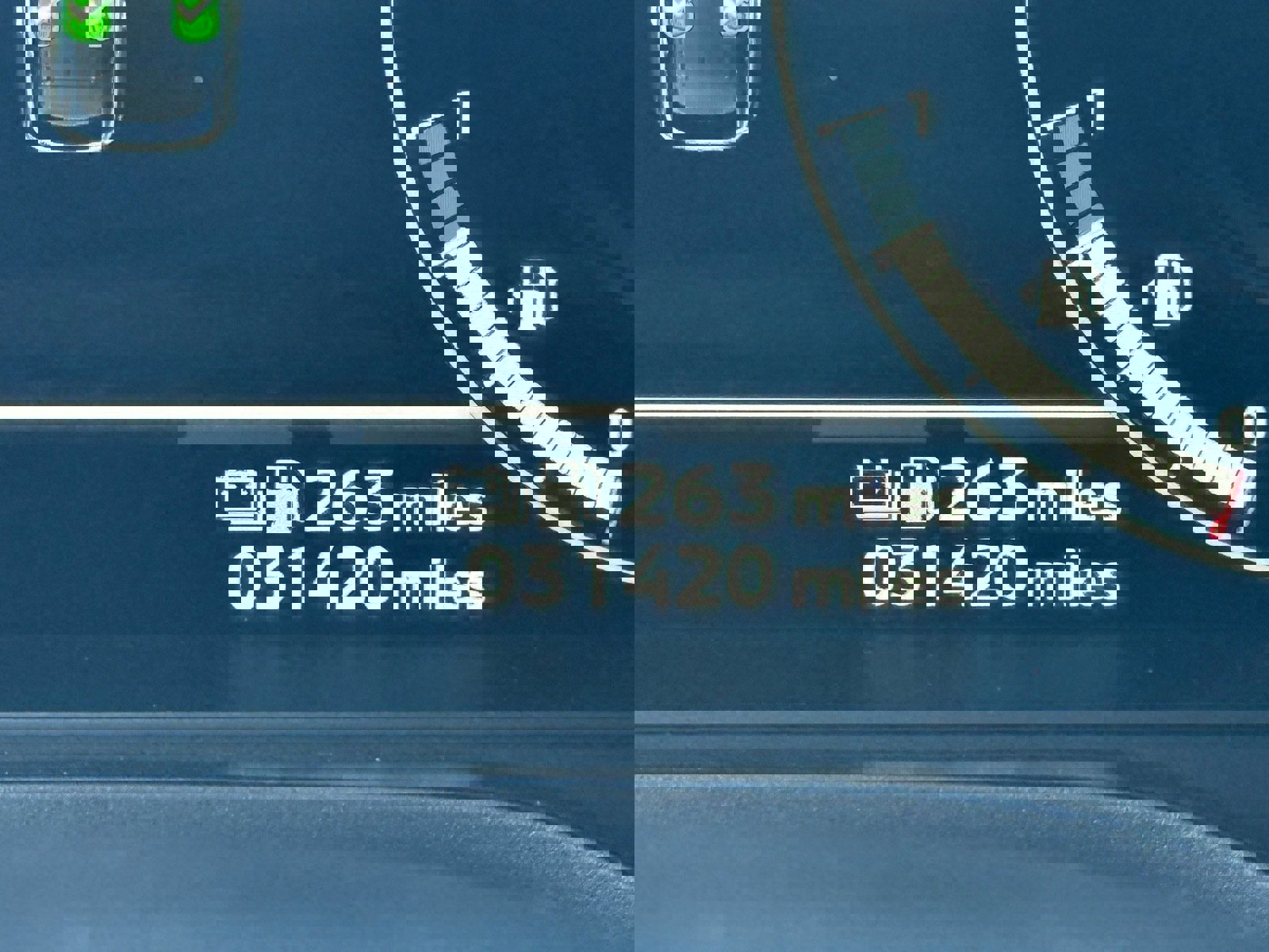 Used 2024 Mitsubishi Outlander 4WD Plug-In Hybrid image 21