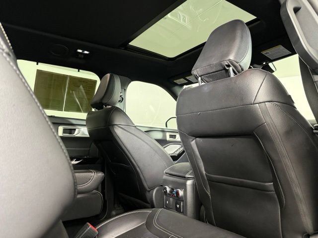 Used 2023 Ford Explorer ST w/ Equipment Group 401A AWD/4WD image 29