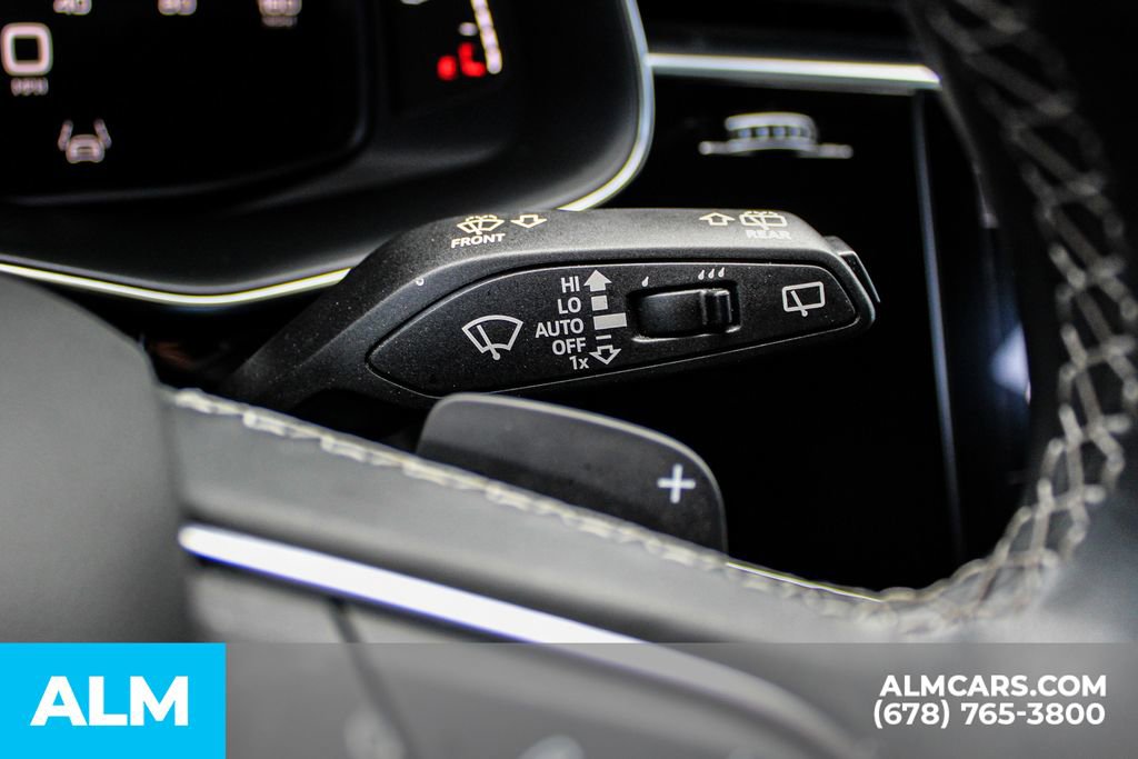 Used 2024 Audi Q8 Premium Plus w/ Premium Plus Package image 32