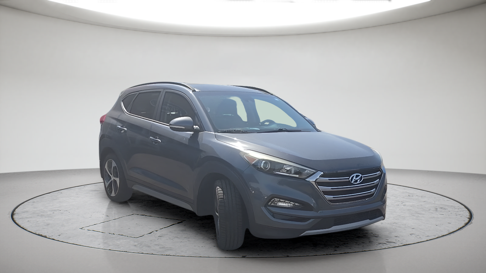 Used 2017 Hyundai Tucson Limited w/ Limited Ultimate Package 03 FWD image 3