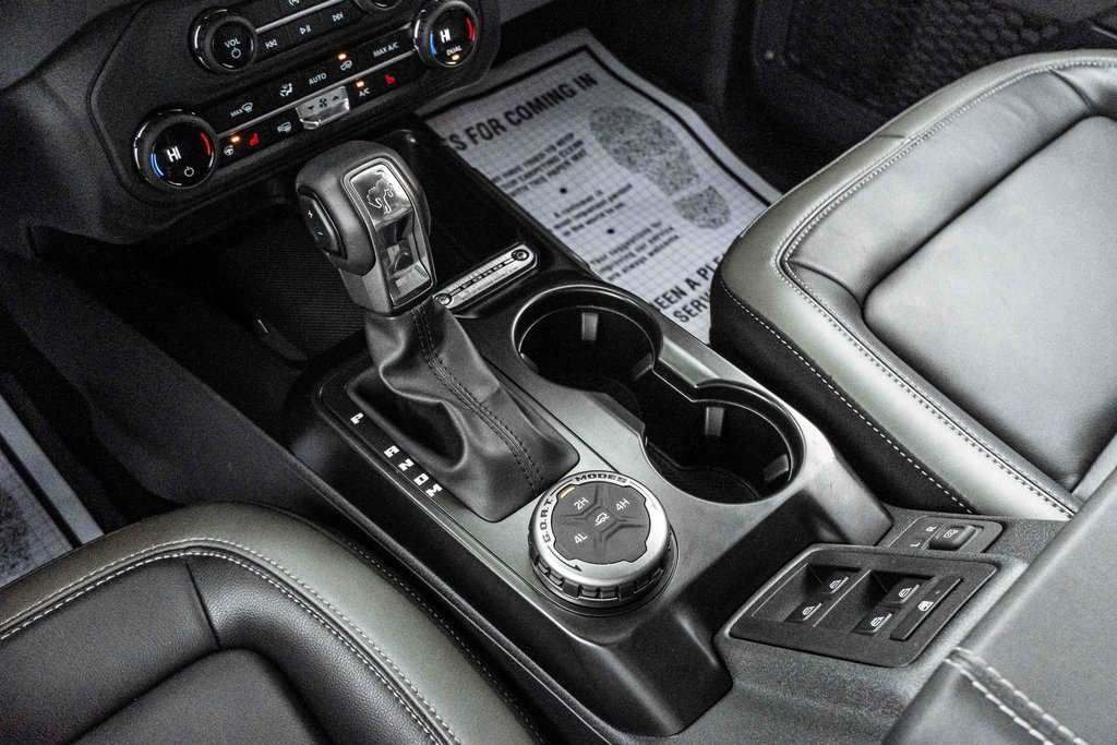 Used 2025 Ford Bronco Outer Banks image 19