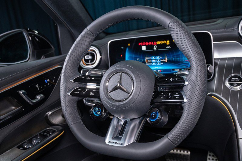 New 2026 Mercedes-Benz GLC 43 AMG 4MATIC image 14