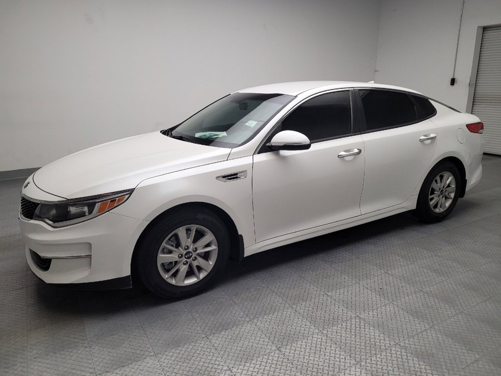 Used 2016 Kia Optima LX image 2
