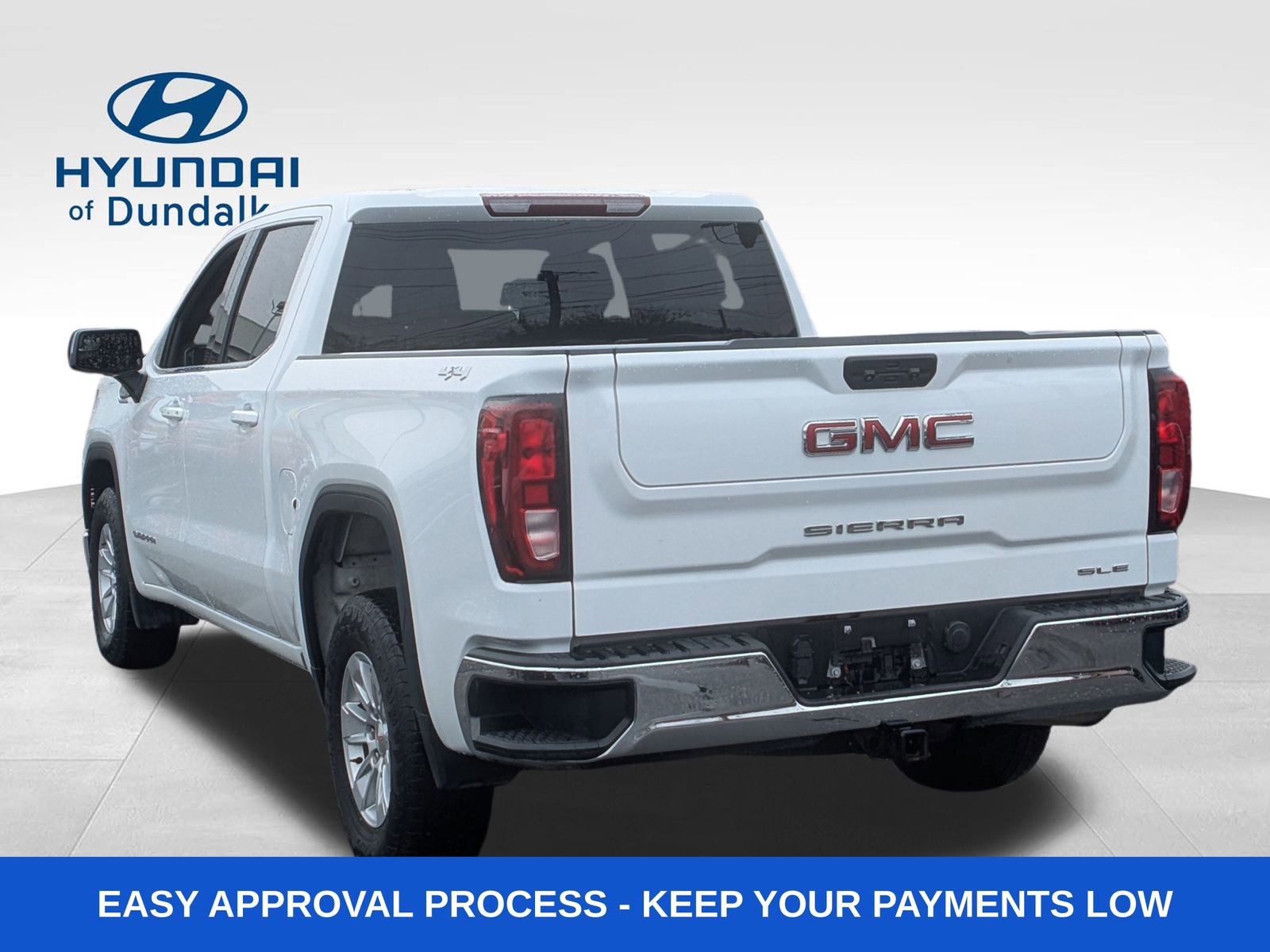 Used 2022 GMC Sierra 1500 SLE image 3