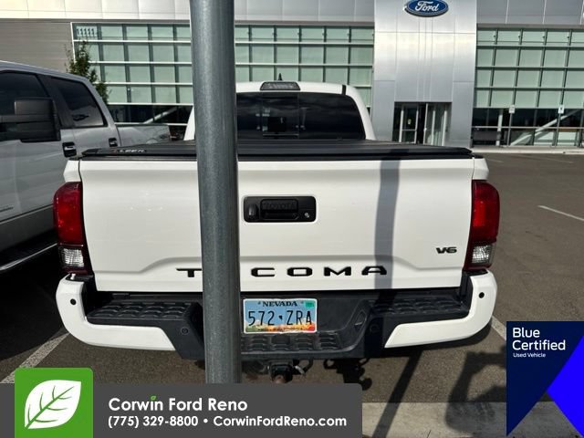 Used 2018 Toyota Tacoma TRD Off-Road w/ Technology Package AWD/4WD image 6