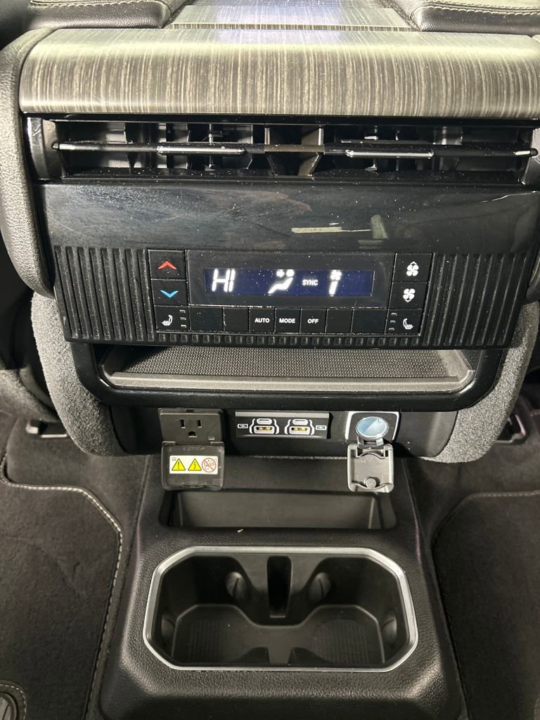 Used 2024 Jeep Wagoneer Series III image 20