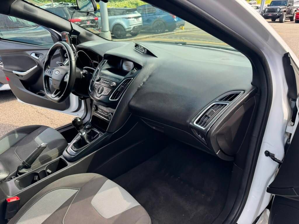 Used 2018 Ford Focus ST FWD image 20