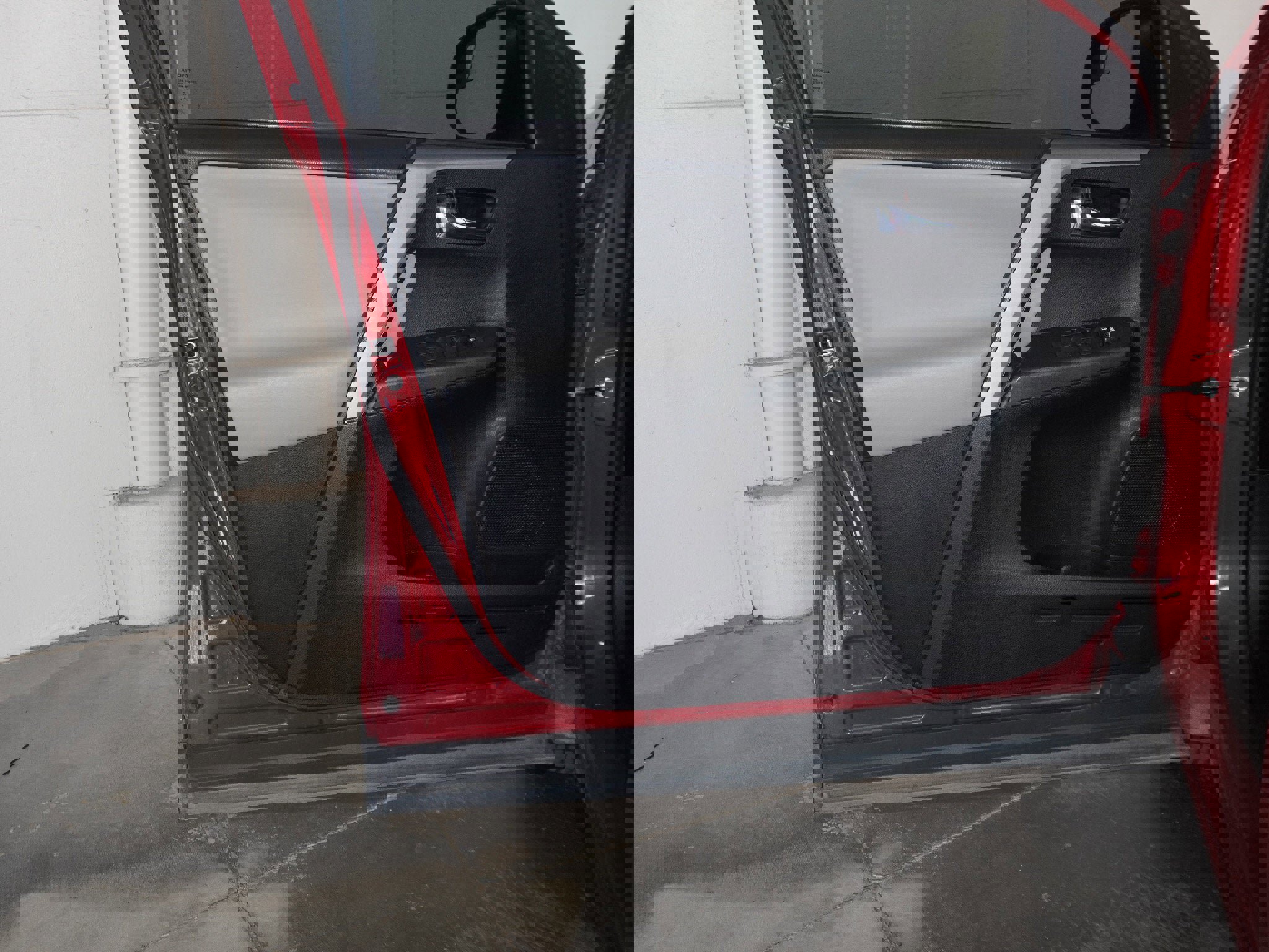 Used 2016 Toyota RAV4 XLE image 35