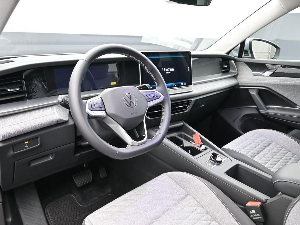 New 2026 Volkswagen Tiguan S image 7