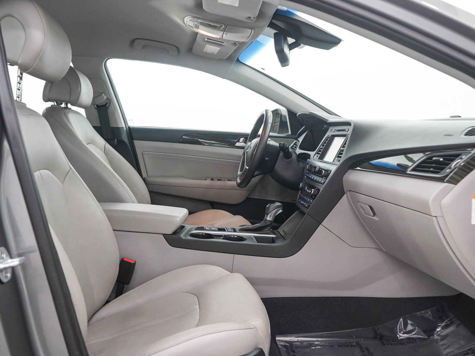 Used 2017 Hyundai Sonata Limited FWD image 11