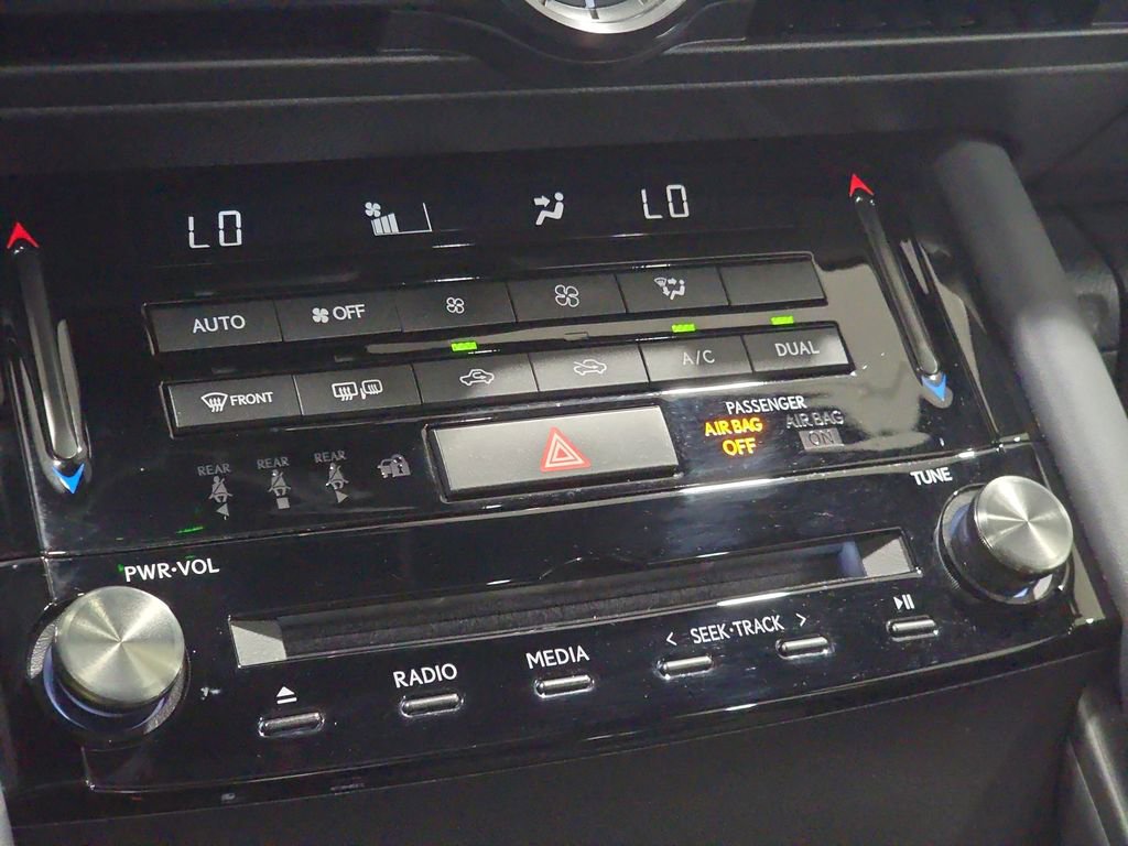 Used 2023 Lexus IS 300 w/ Comfort Package RWD image 21