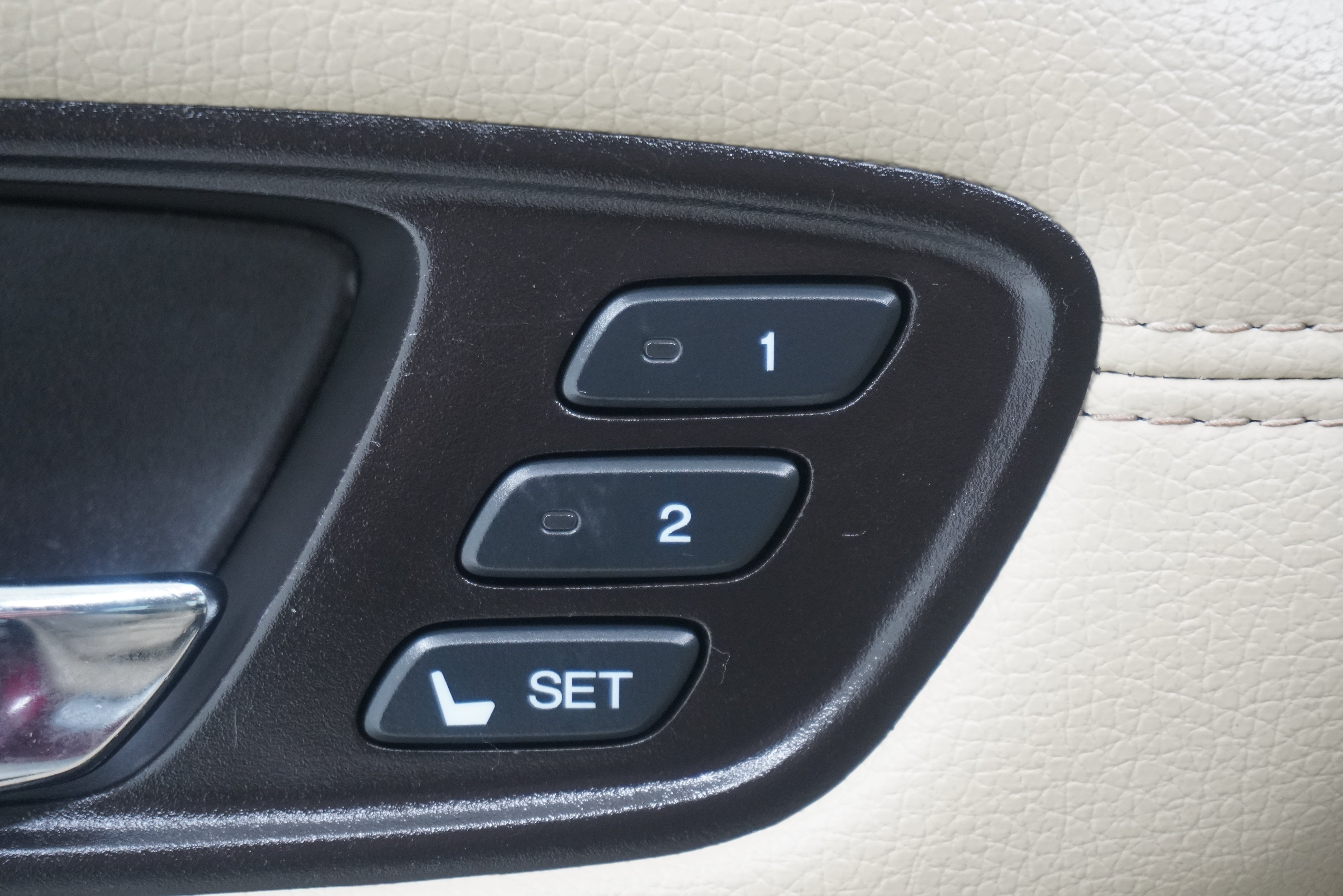Used 2017 Acura RDX w/ Technology Package FWD image 16