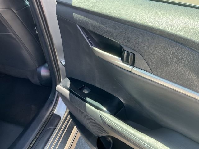 Used 2025 Toyota Camry XSE FWD image 28