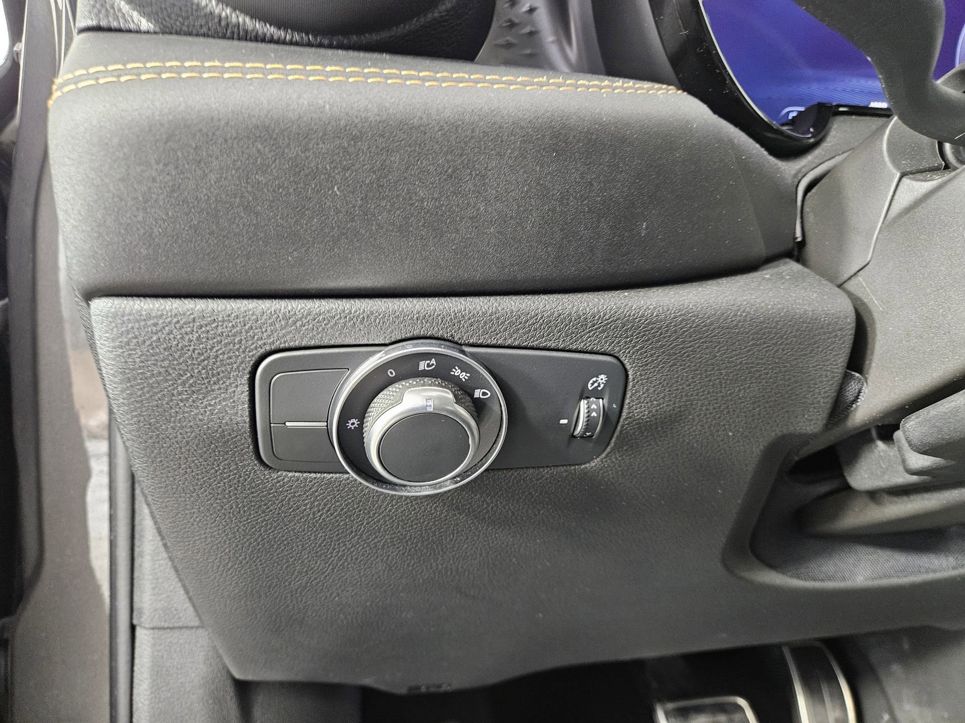 Used 2025 Alfa Romeo Tonale AWD/4WD image 17