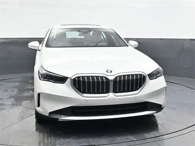 Used 2024 BMW 530i w/ Convenience Package image 9