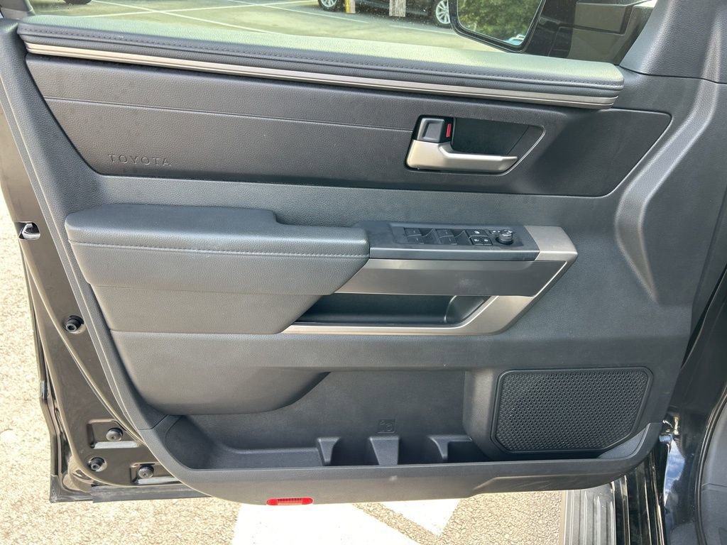 Used 2025 Toyota Sequoia SR5 image 18