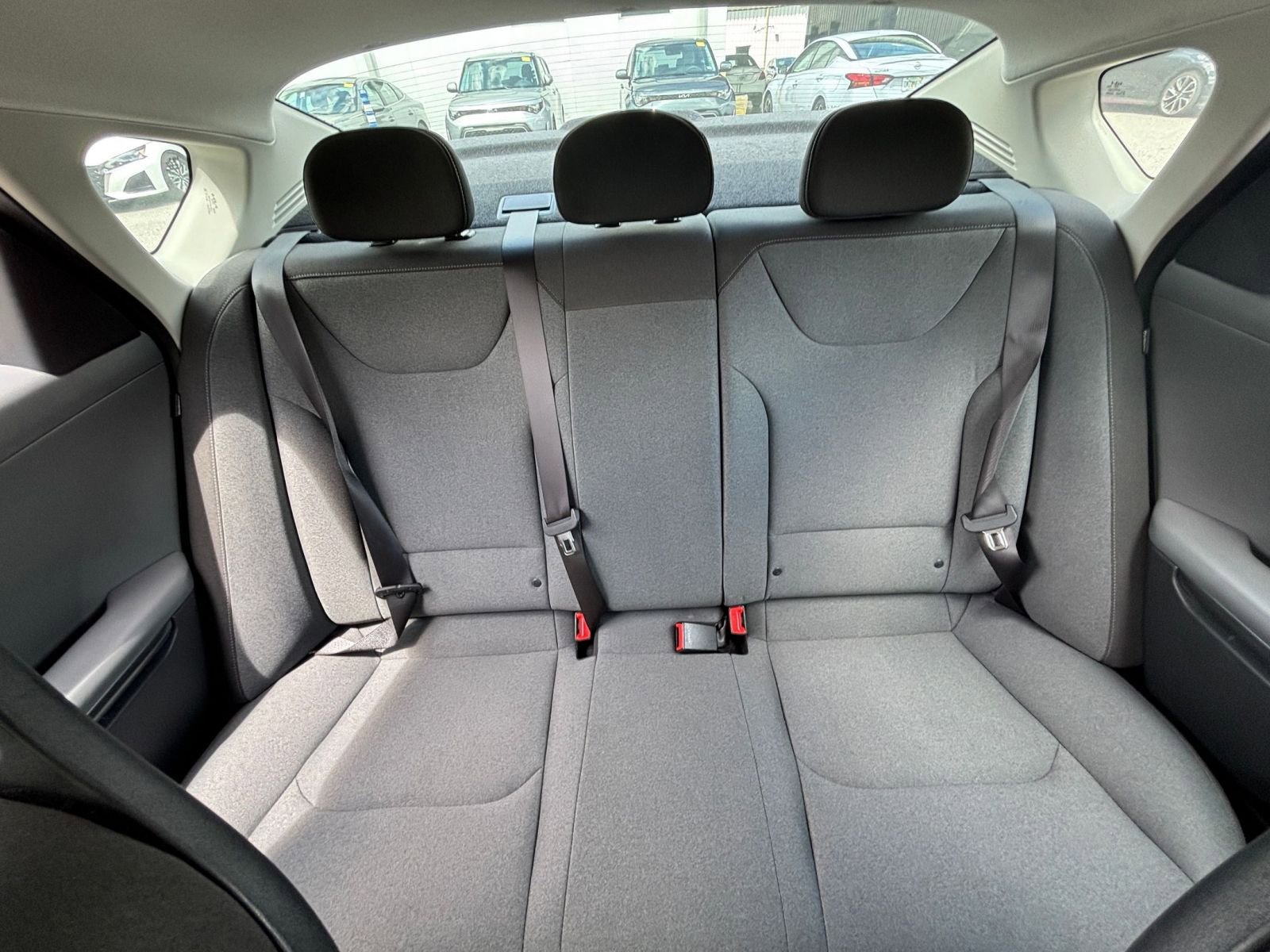 Used 2025 Kia K4 FWD image 37
