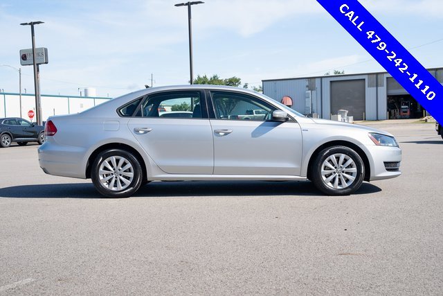 Used 2015 Volkswagen Passat 1.8T FWD image 7