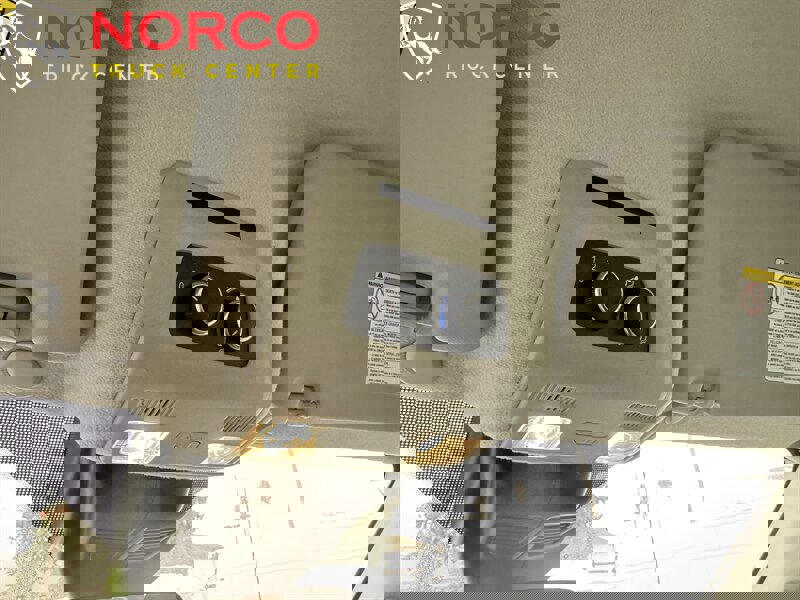 Used 2021 Ford Transit 350 XLT image 25