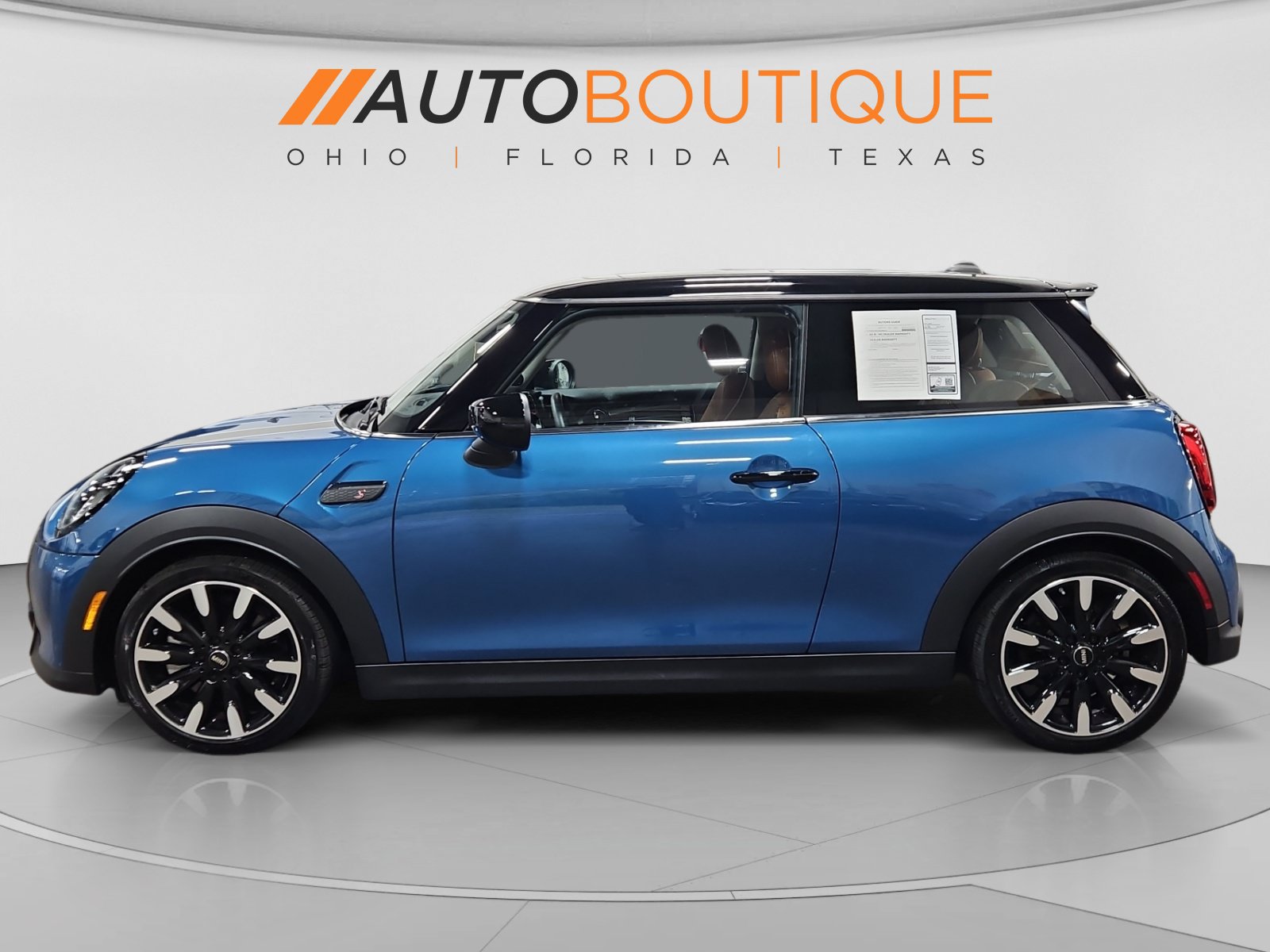 Used 2024 MINI Cooper S w/ Signature Upholstery Package FWD image 5