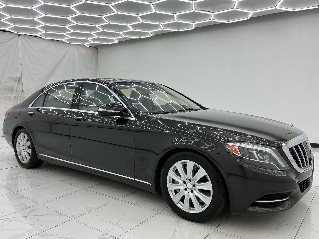 Used 2015 Mercedes-Benz S 550 4MATIC Sedan image 7