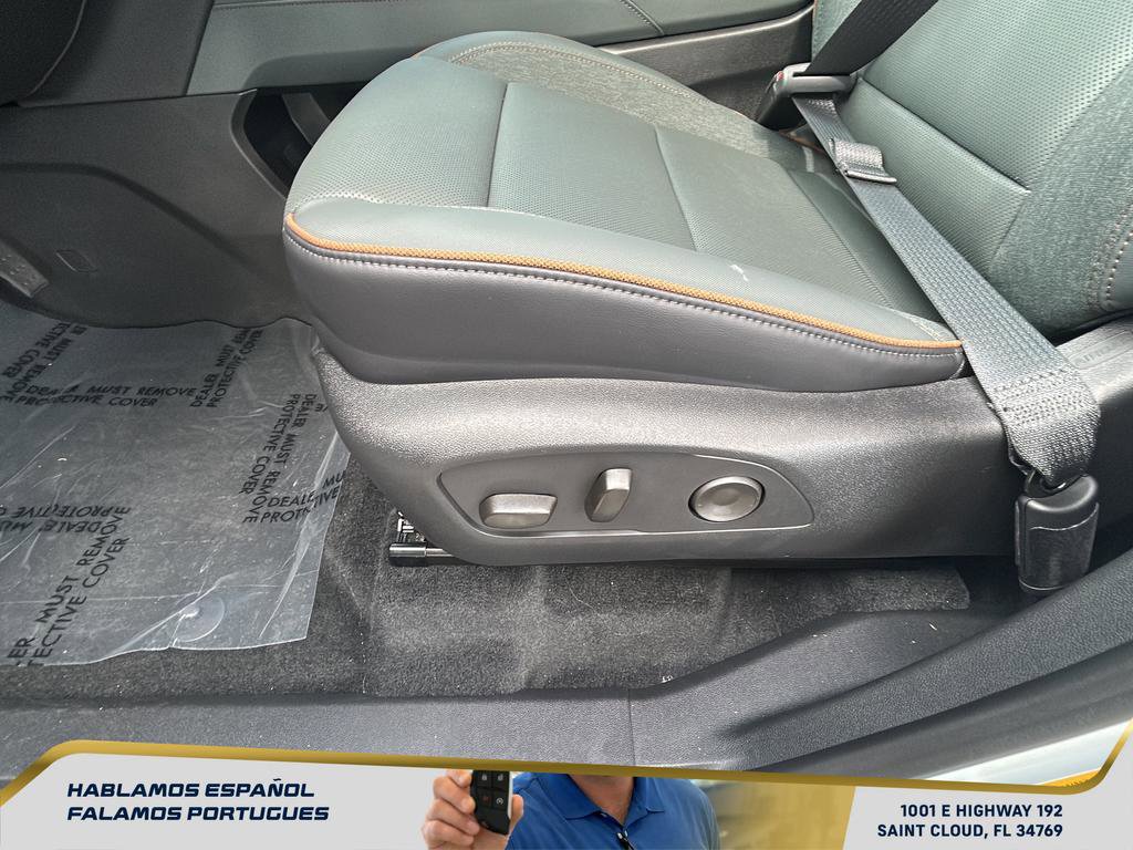 New 2026 GMC Acadia AT4 w/ Luxury Package AWD/4WD image 14