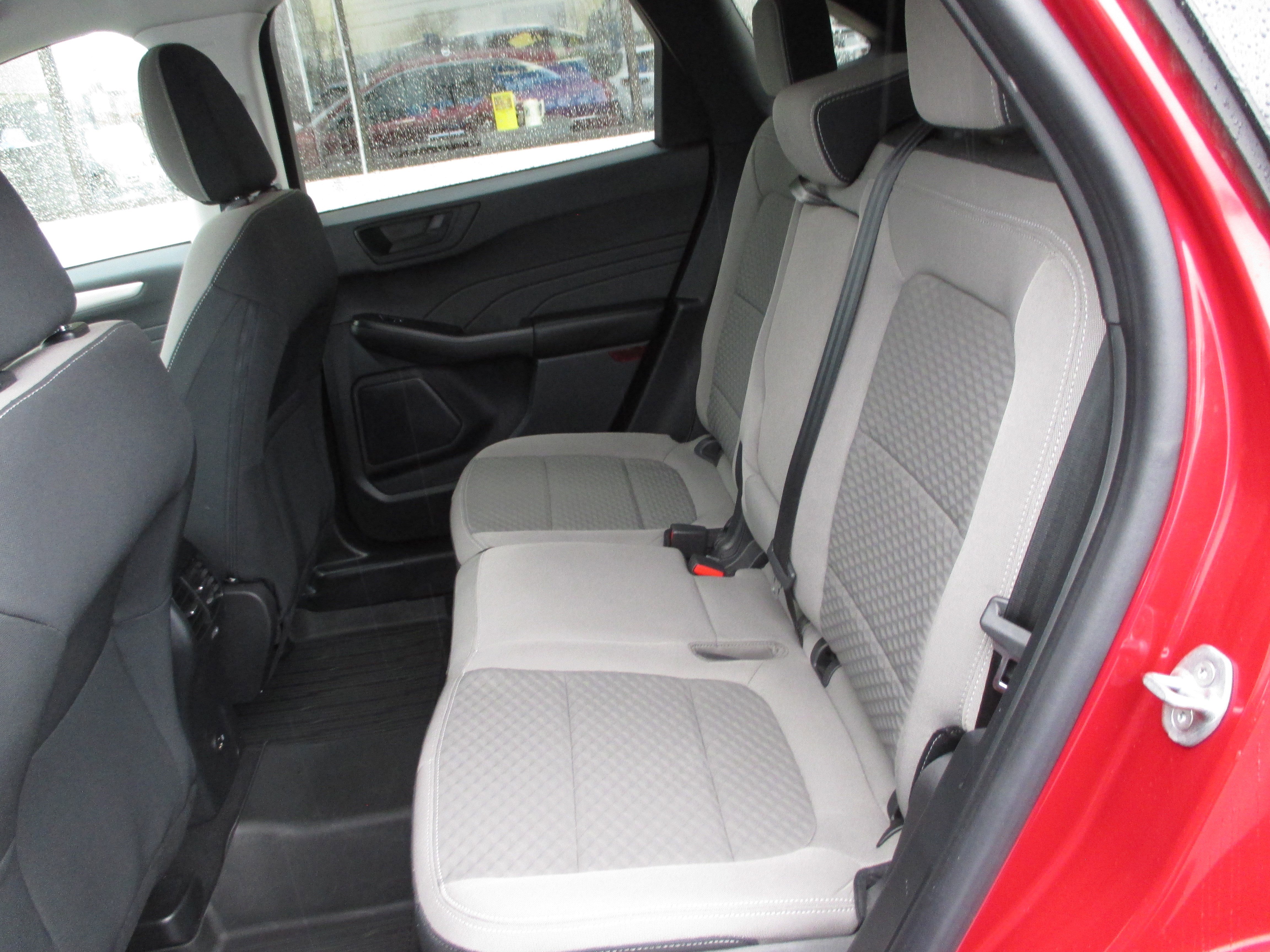 Used 2022 Ford Escape SE w/ Convenience Package image 11