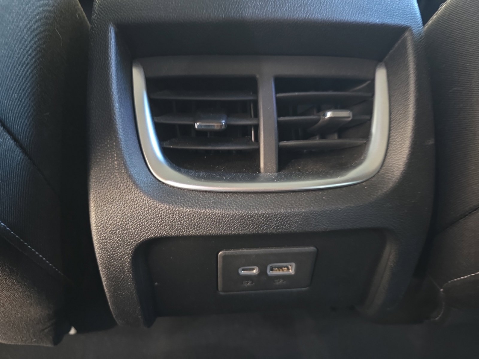Used 2023 Chevrolet Blazer LT w/ Midnight/Sport Edition FWD image 22