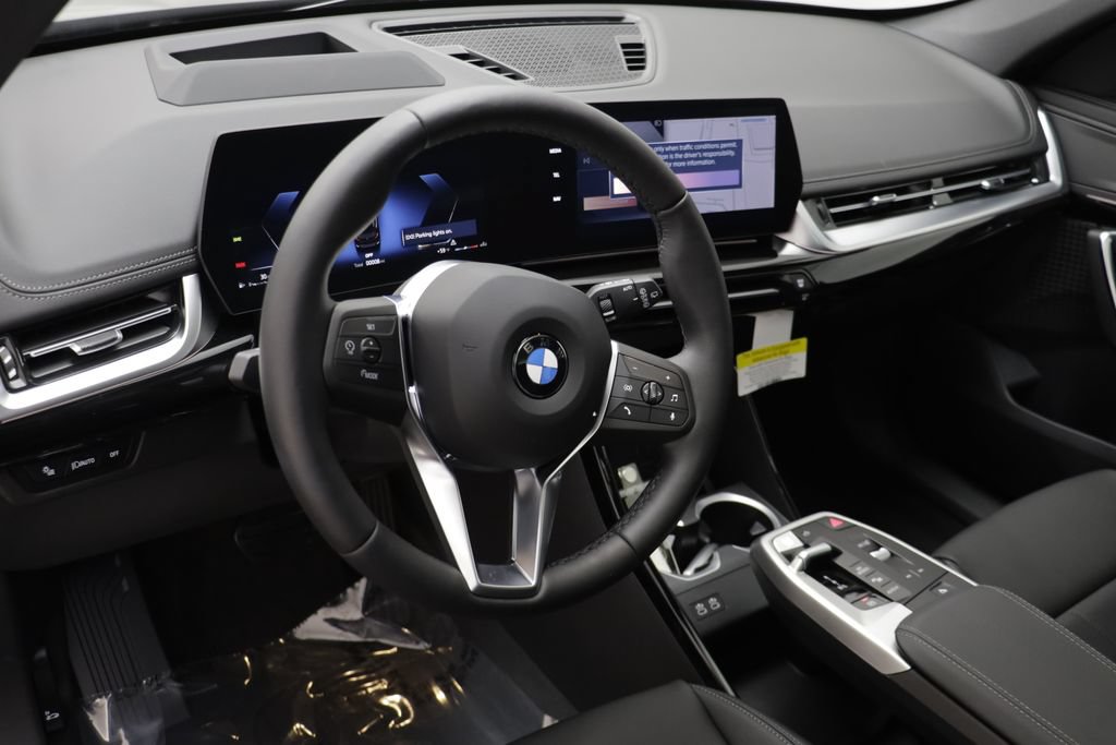 New 2026 BMW X1 xDrive28i w/ Technology Package AWD/4WD image 7