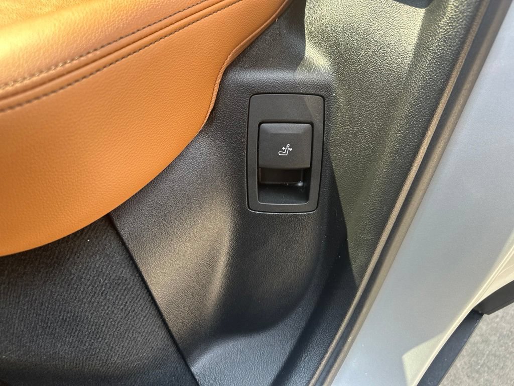 Used 2019 BMW X3 xDrive30i w/ Premium Package AWD/4WD image 24