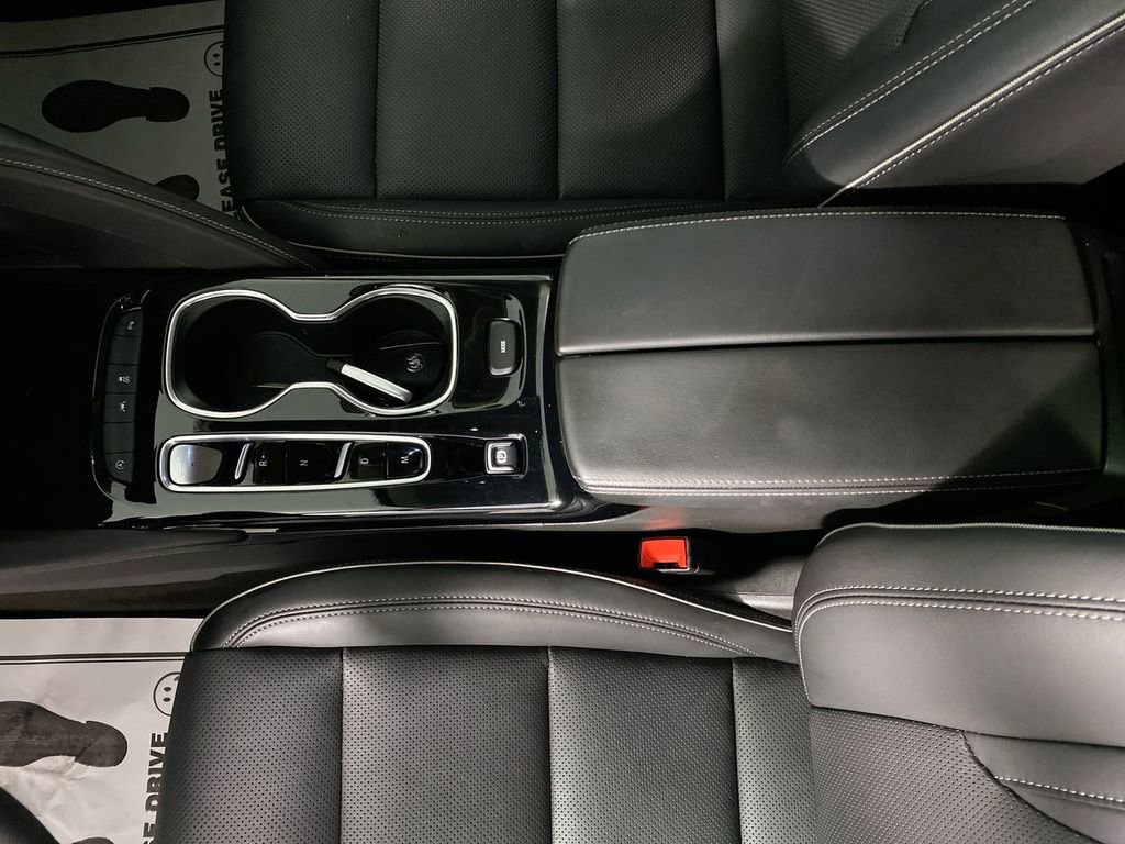 Certified 2023 Buick Envision Essence FWD image 20