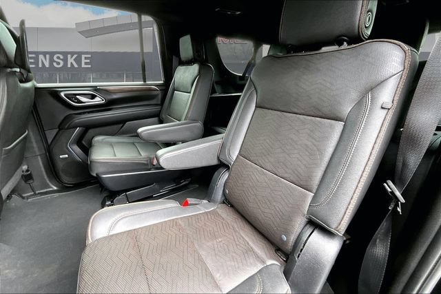 Certified 2023 Chevrolet Suburban High Country w/ Max Trailering Package AWD/4WD image 26