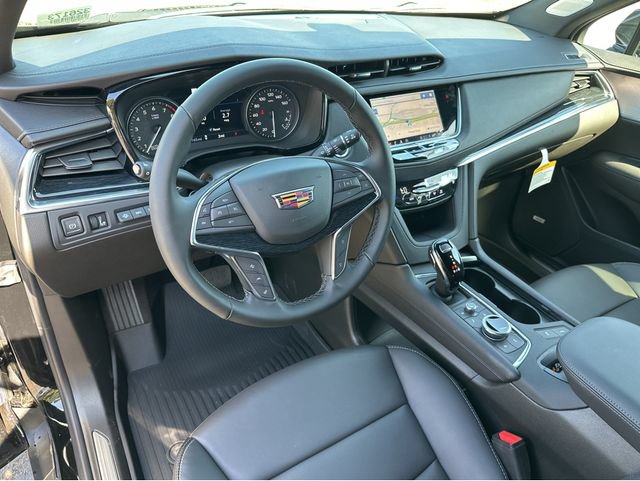 New 2026 Cadillac XT5 Premium Luxury w/ Driver Assist Package FWD image 5