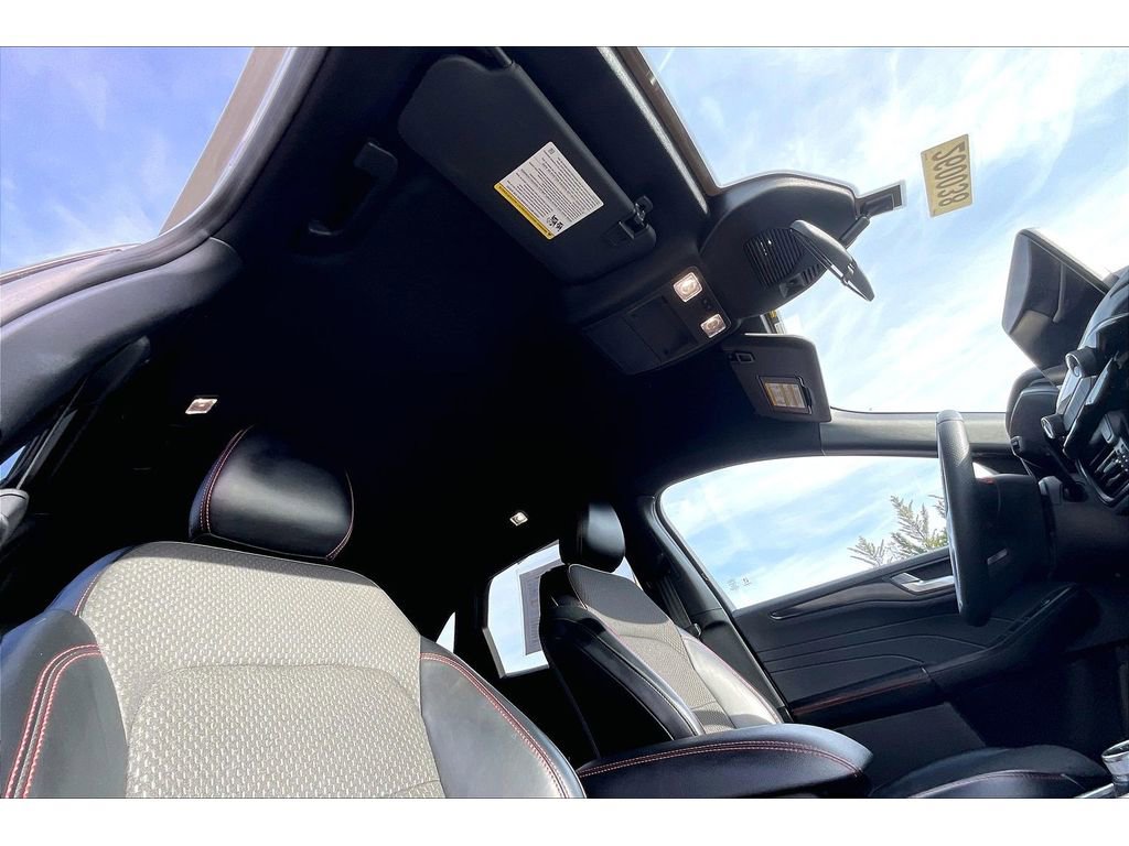 Used 2024 Ford Escape ST-Line image 22