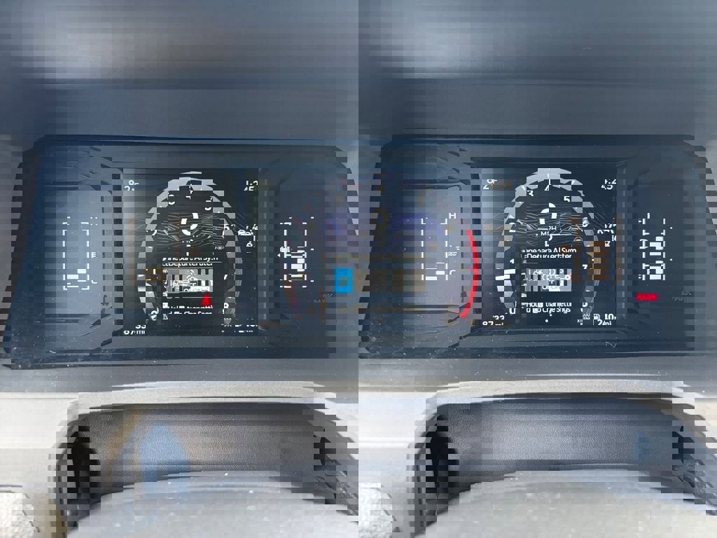 Used 2025 Toyota Tacoma SR image 10