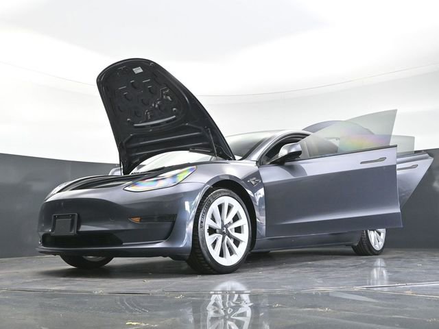 Used 2023 Tesla Model 3 Standard Range RWD image 43