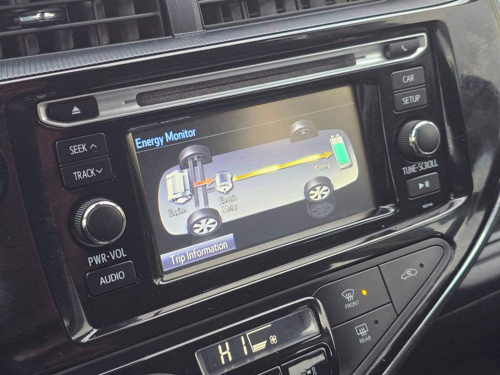 Used 2018 Toyota Prius C Two image 30