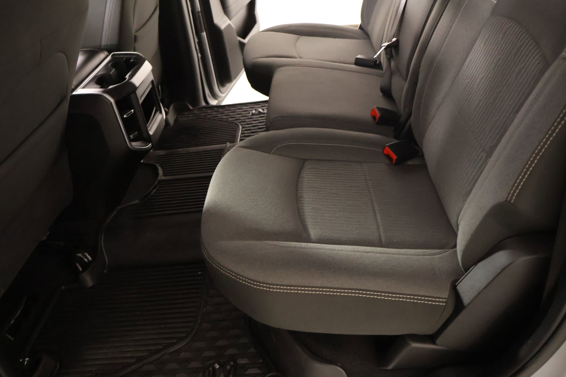 Used 2024 RAM 2500 Big Horn w/ Sport Appearance Package image 12