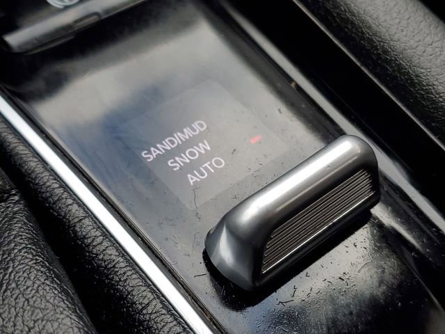 Used 2024 Jeep Compass Limited image 23