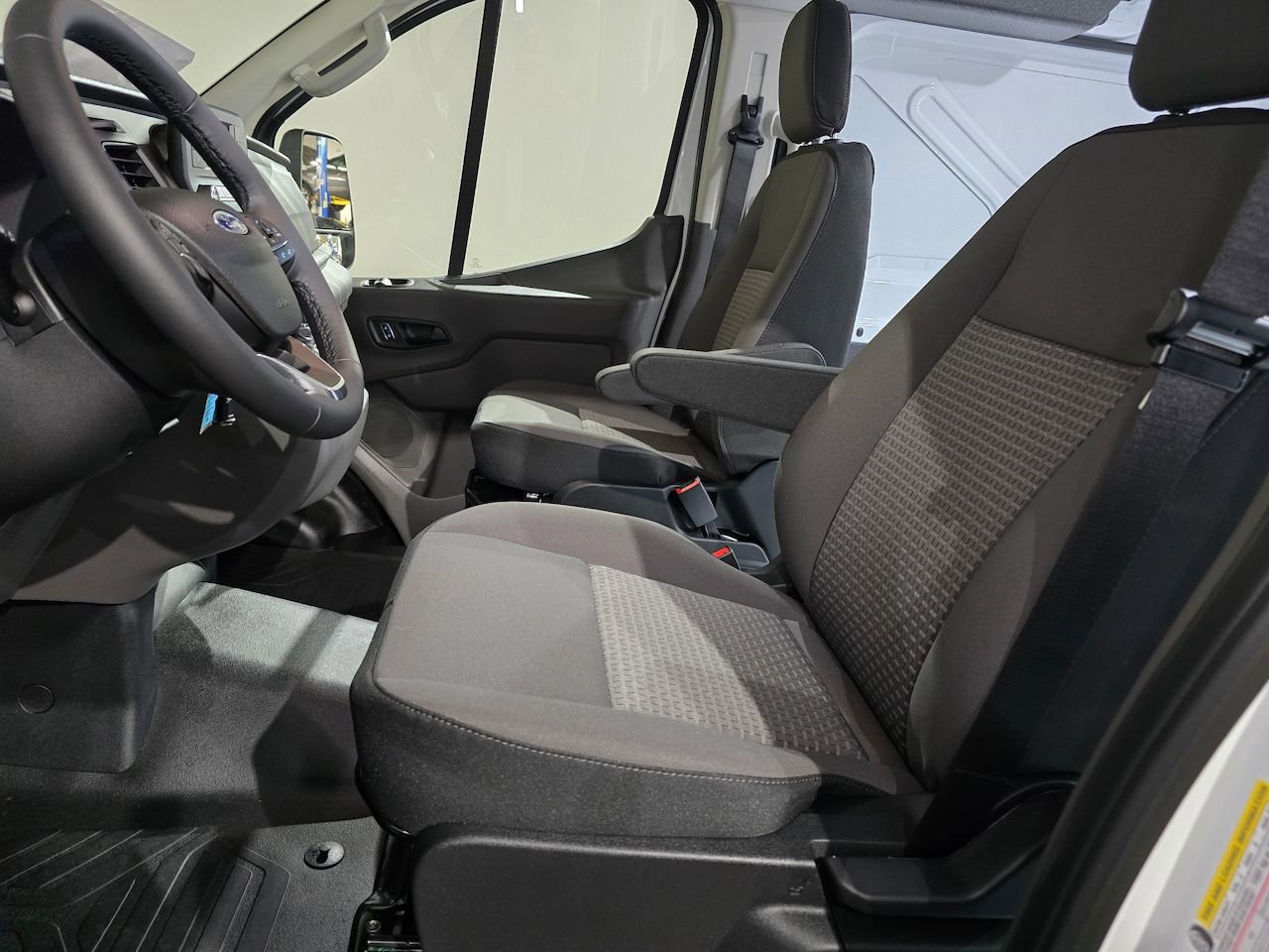 New 2025 Ford Transit 150 Low Roof AWD image 18