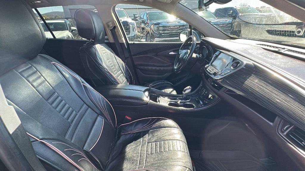 Used 2017 Buick Envision Essence image 15