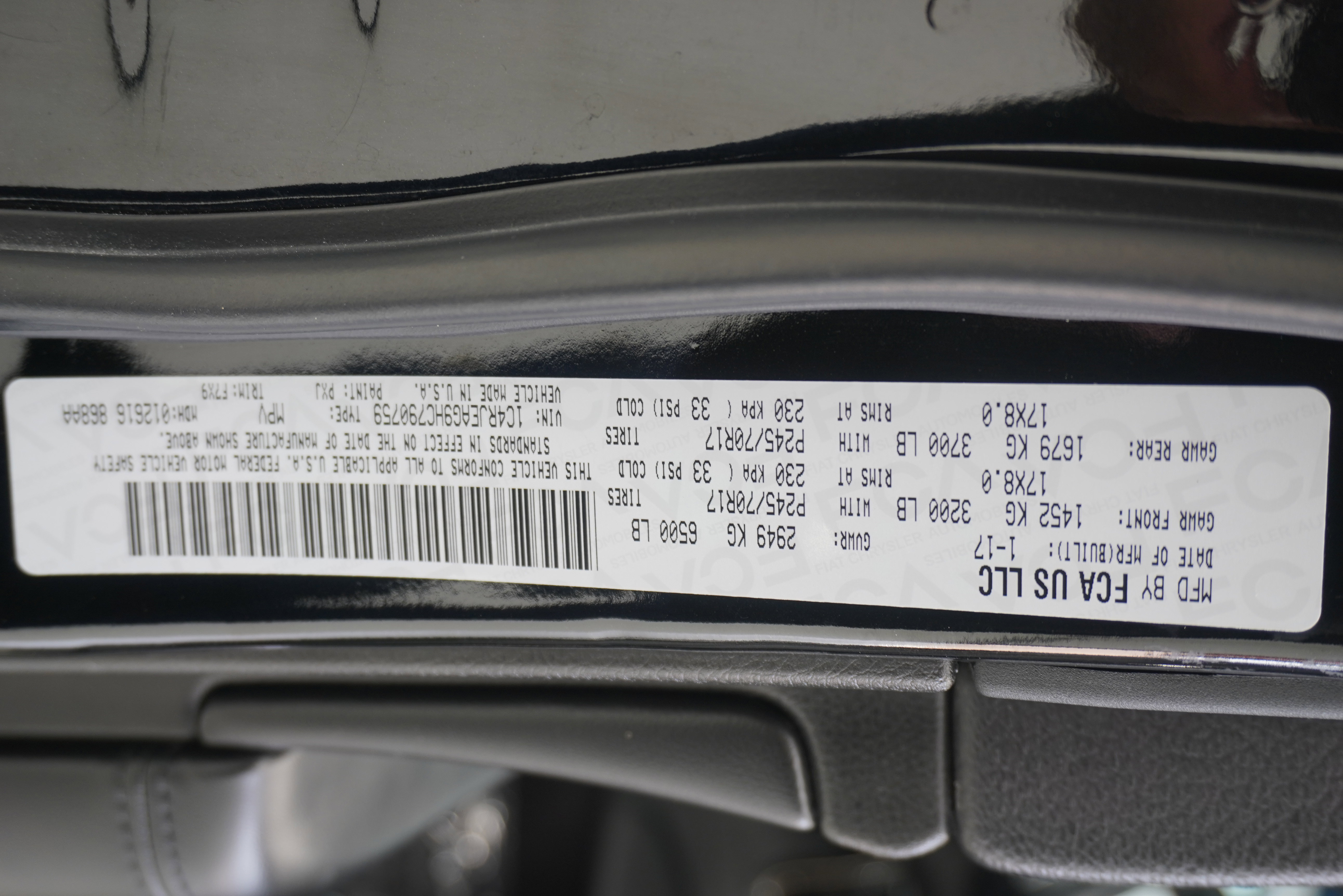 Used 2017 Jeep Grand Cherokee Laredo RWD image 25