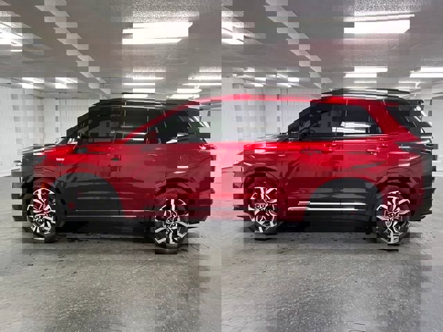 Certified 2023 Cadillac XT6 Sport w/ Platinum Package image 2